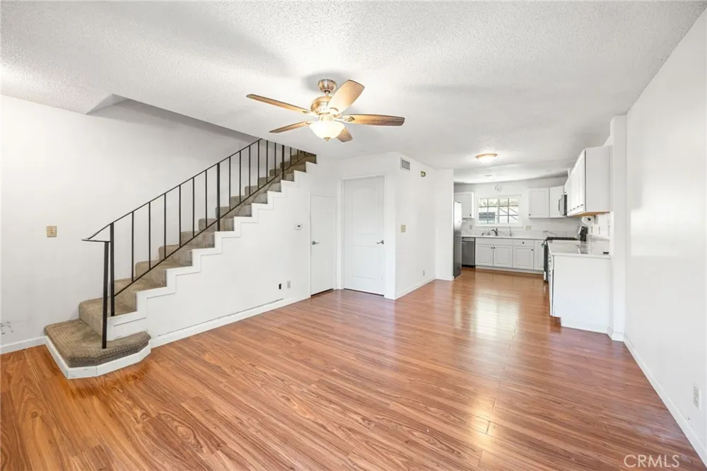 8174 Glengarry Green Buena Park, CA 90621