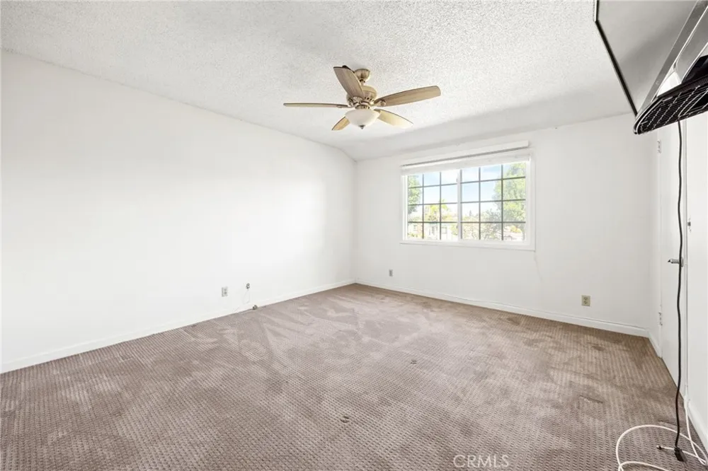 8174 Glengarry Green Buena Park, CA 90621