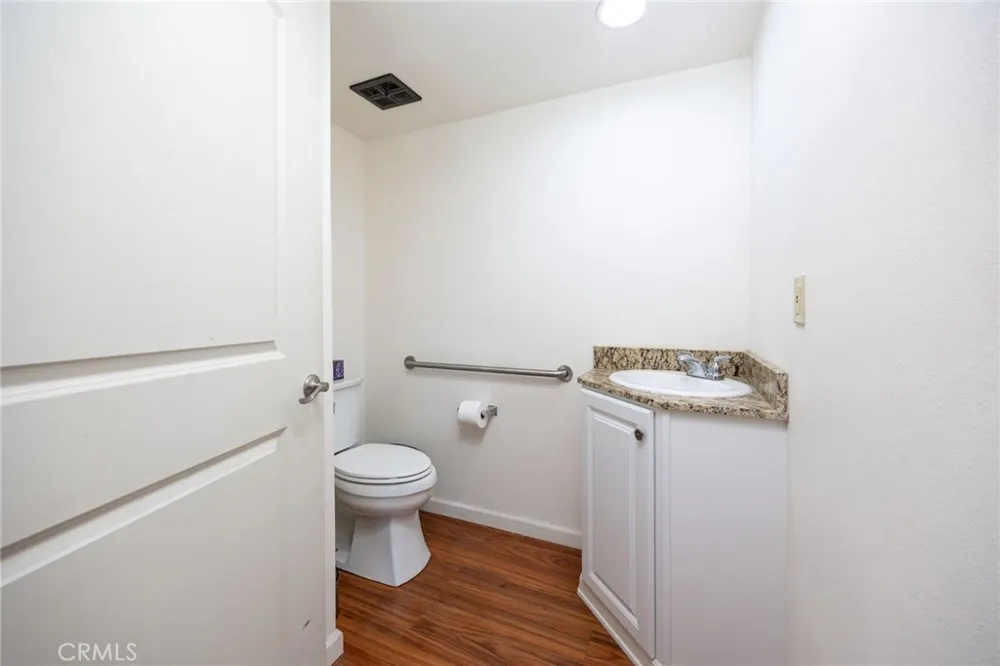 8174 Glengarry Green Buena Park, CA 90621
