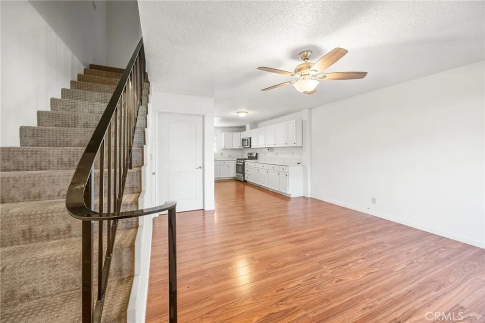 8174 Glengarry Green Buena Park, CA 90621