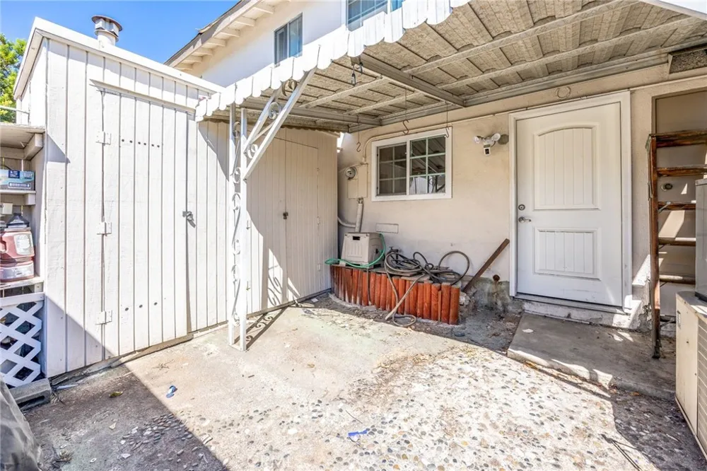 8174 Glengarry Green Buena Park, CA 90621