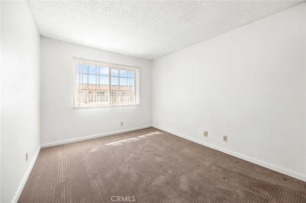 8174 Glengarry Green Buena Park, CA 90621