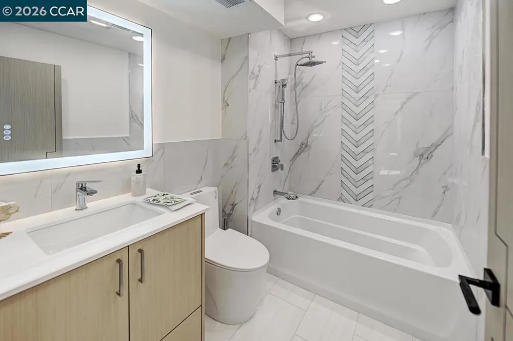 1221 Oakmont Dr #2 Walnut Creek, CA 94595