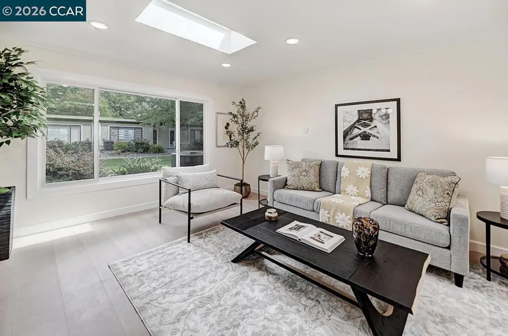 1221 Oakmont Dr #2 Walnut Creek, CA 94595