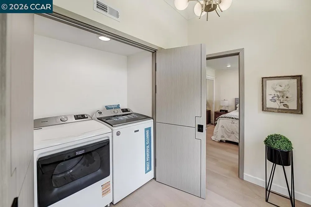 1221 Oakmont Dr #2 Walnut Creek, CA 94595