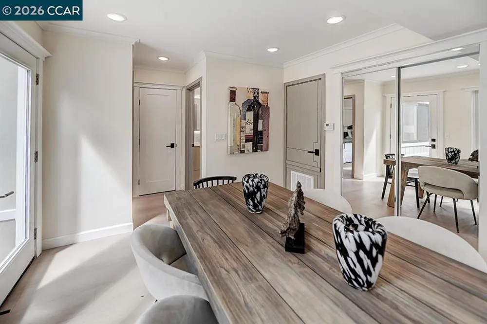 1221 Oakmont Dr #2 Walnut Creek, CA 94595