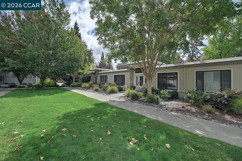 1221 Oakmont Dr #2 Walnut Creek, CA 94595