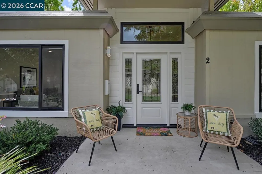 1221 Oakmont Dr #2 Walnut Creek, CA 94595