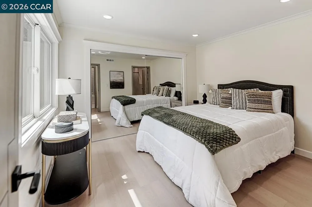 1221 Oakmont Dr #2 Walnut Creek, CA 94595