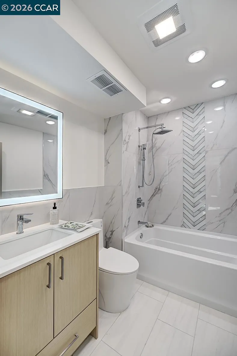 1221 Oakmont Dr #2 Walnut Creek, CA 94595