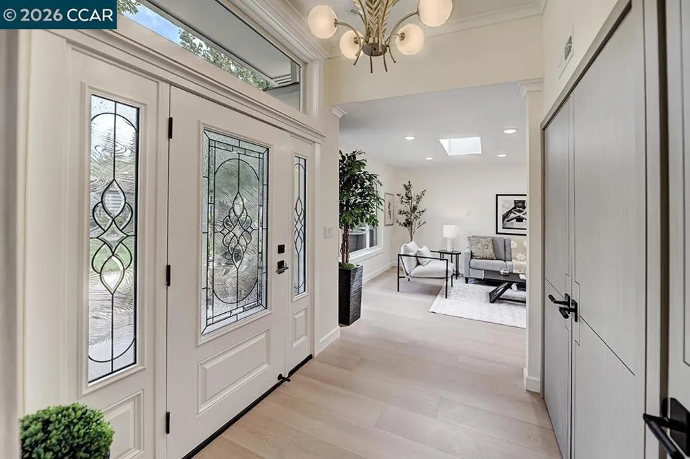 1221 Oakmont Dr #2 Walnut Creek, CA 94595