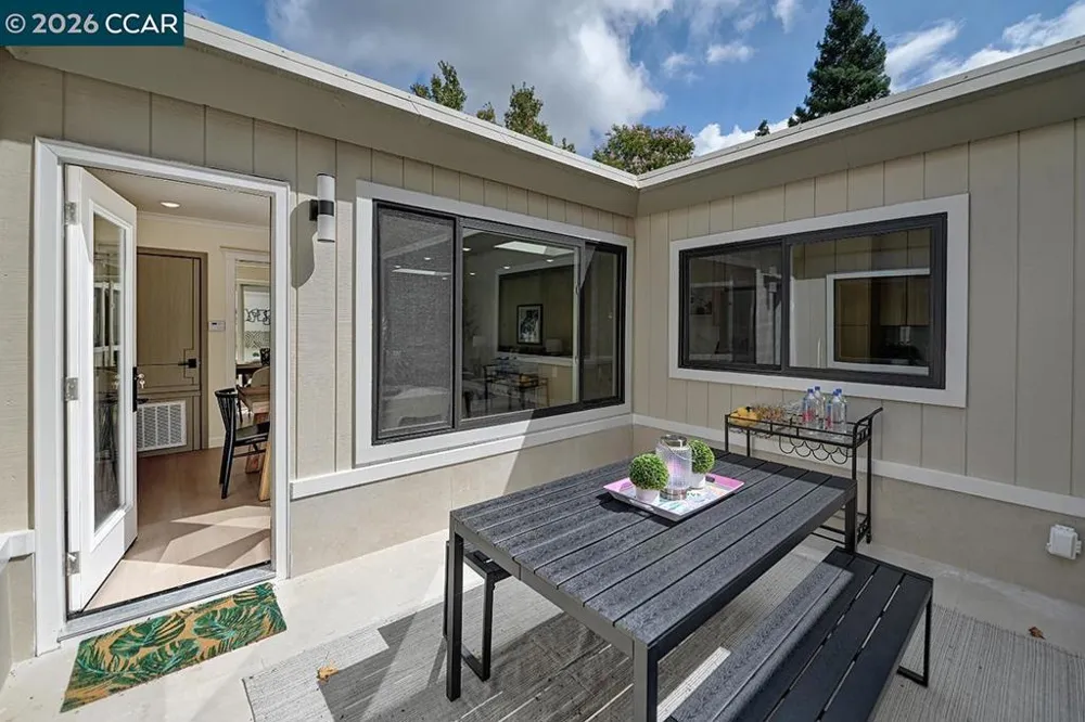 1221 Oakmont Dr #2 Walnut Creek, CA 94595