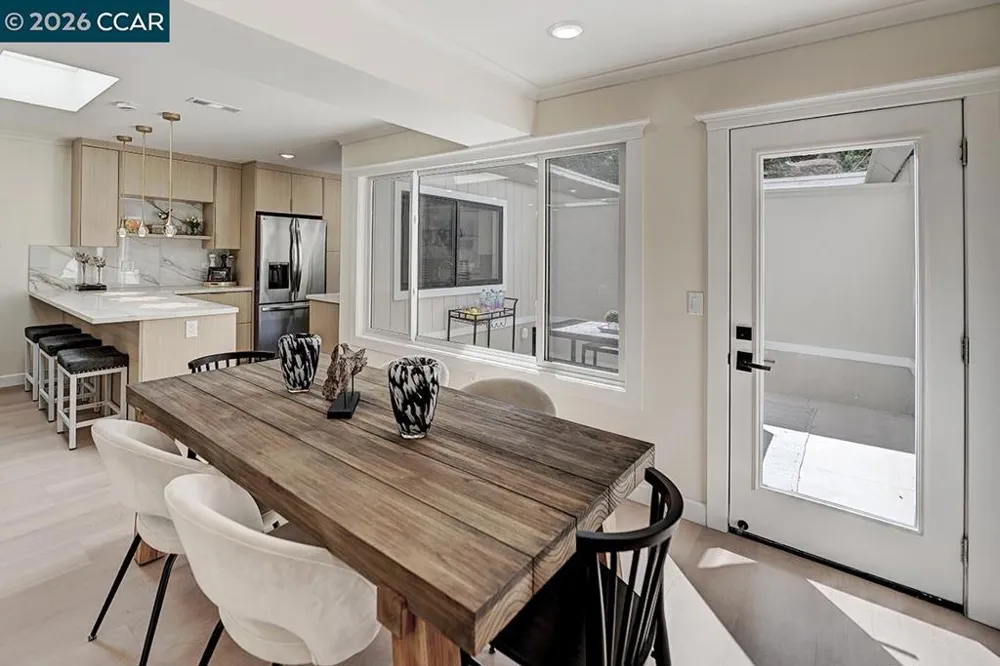 1221 Oakmont Dr #2 Walnut Creek, CA 94595