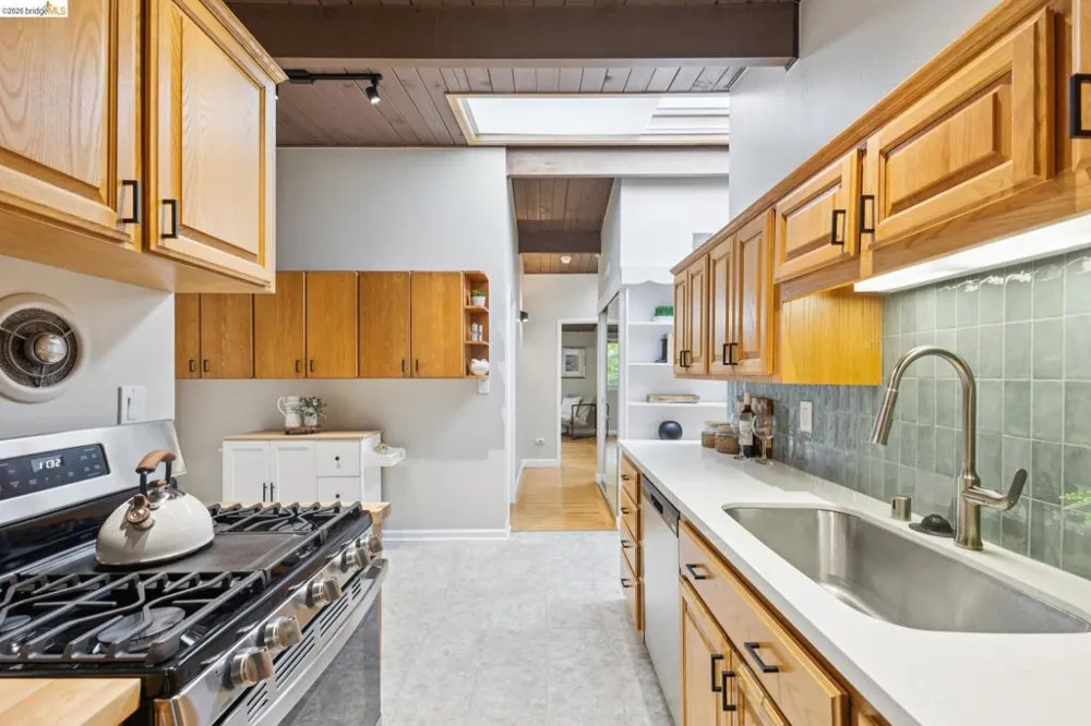 7820 Potrero Ave El Cerrito, CA 94530