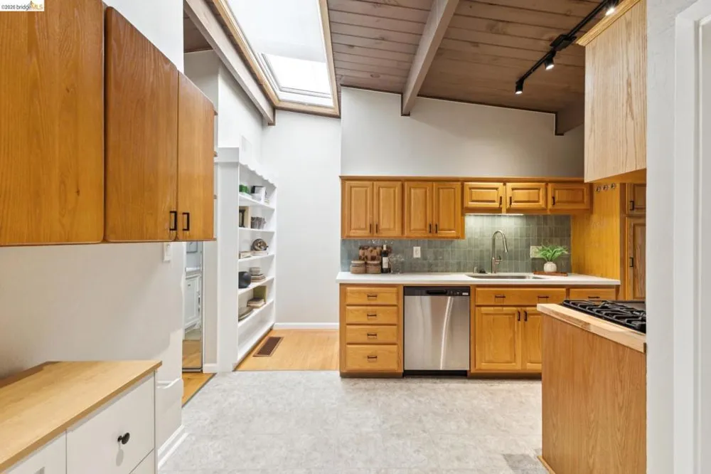 7820 Potrero Ave El Cerrito, CA 94530