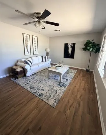 203 E Spring Henrietta, TX 76365