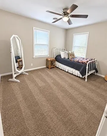 203 E Spring Henrietta, TX 76365