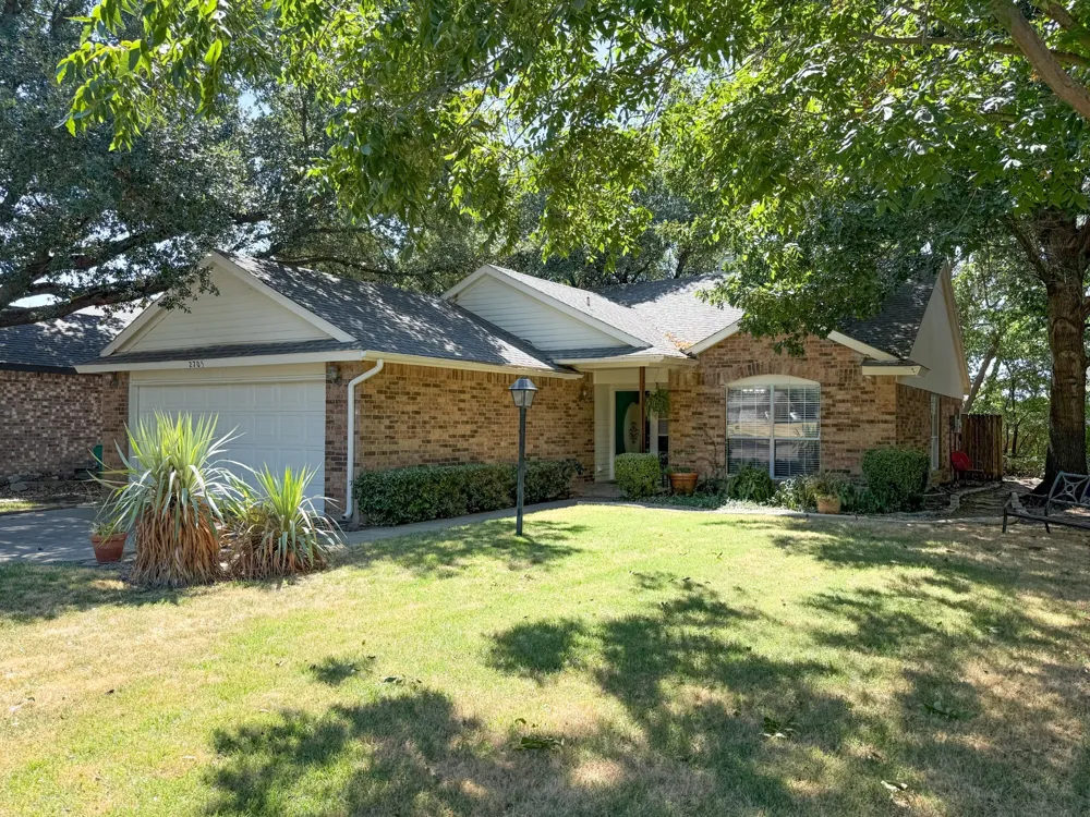 2705 Thunderbird Drive Denton, TX 76207