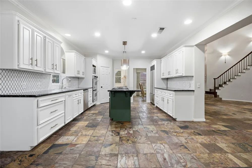 4815 Bayfair Street Pasadena, TX 77505