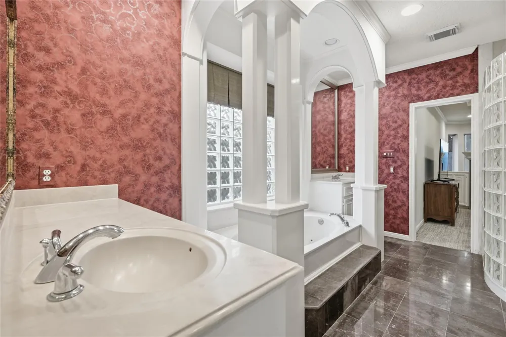 4815 Bayfair Street Pasadena, TX 77505