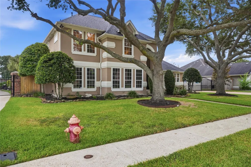 4815 Bayfair Street Pasadena, TX 77505