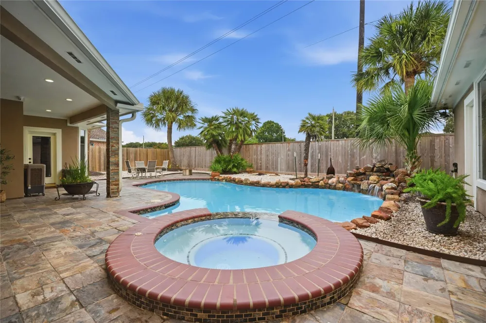 4815 Bayfair Street Pasadena, TX 77505