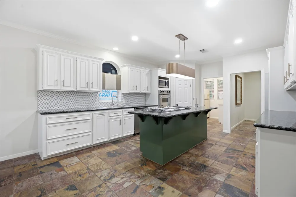 4815 Bayfair Street Pasadena, TX 77505