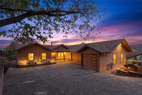 5360 Treasure Hill