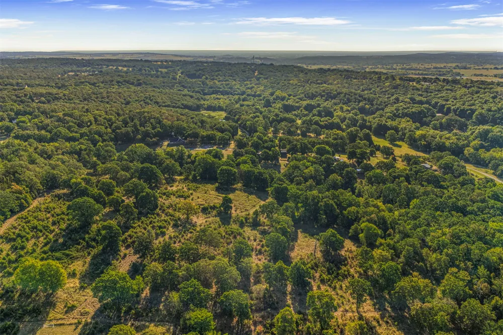 17600 S 4220 ROAD Claremore, OK 74017