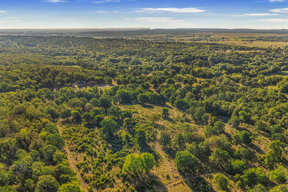 17600 S 4220 ROAD Claremore, OK 74017