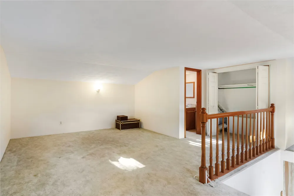 17600 S 4220 ROAD Claremore, OK 74017