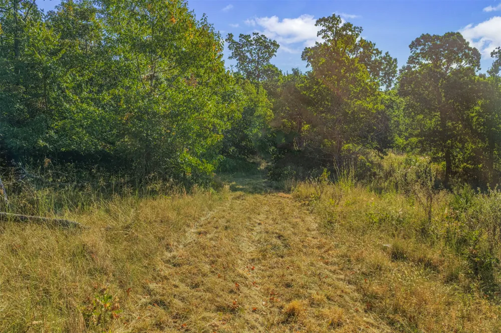 17600 S 4220 ROAD Claremore, OK 74017