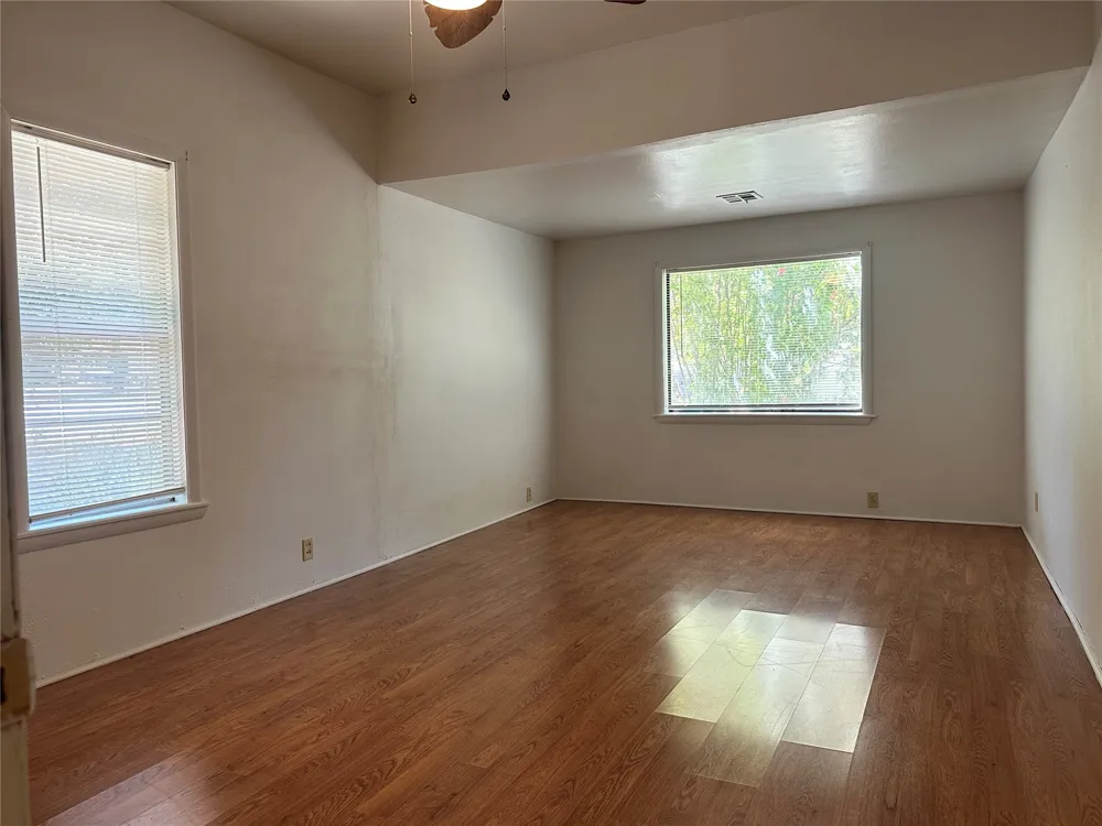1123 E 9th Street Okmulgee, OK 74447