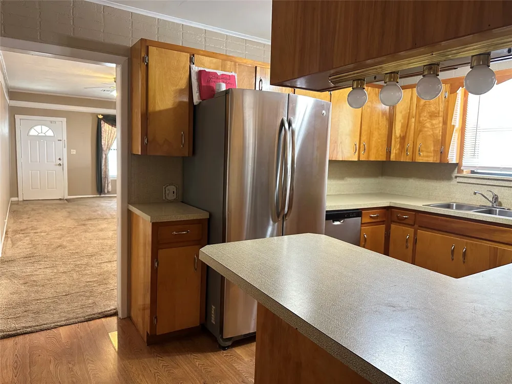 1123 E 9th Street Okmulgee, OK 74447