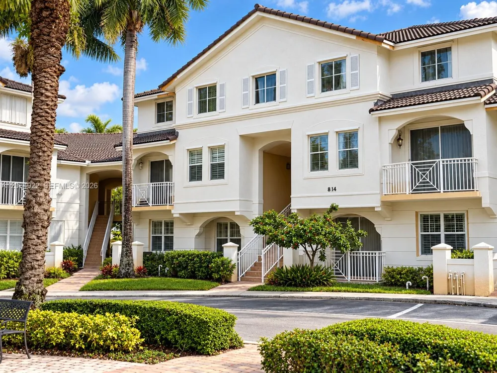 8906 W Flagler St #222 Miami, FL 33174