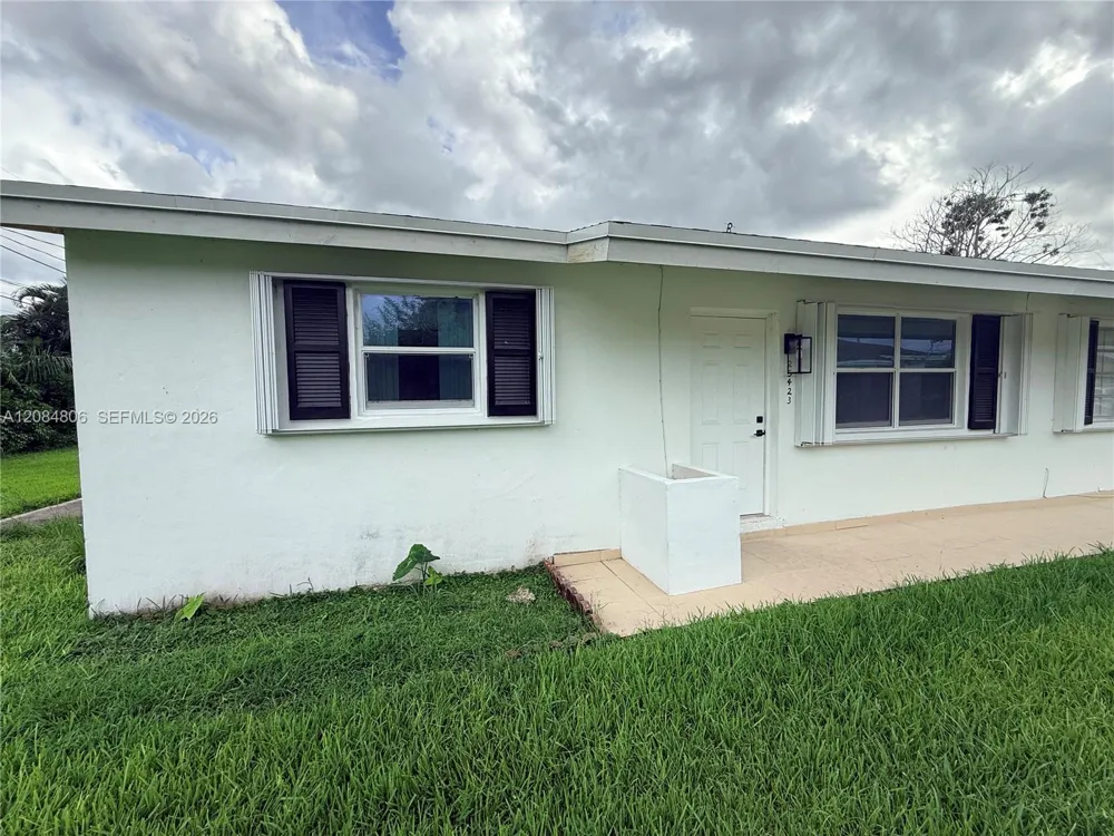 25423 SW 107th Ct #25423 Homestead, FL 33032