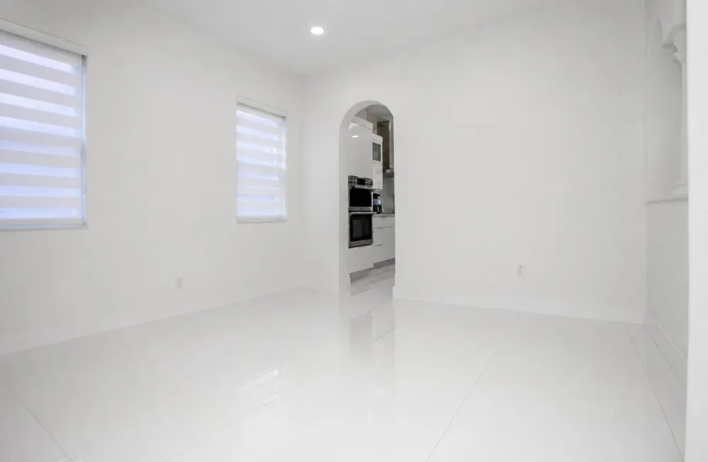 8833 NW 178TH STREET Hialeah, FL 33018