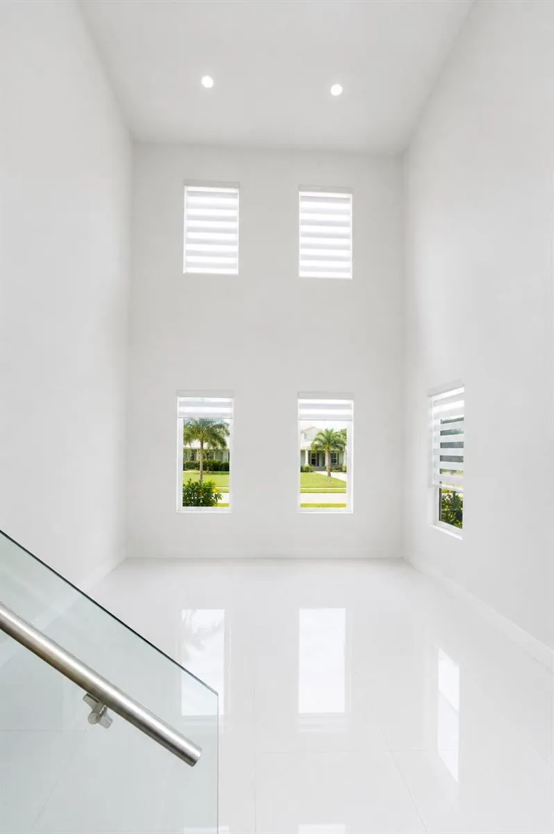 8833 NW 178TH STREET Hialeah, FL 33018