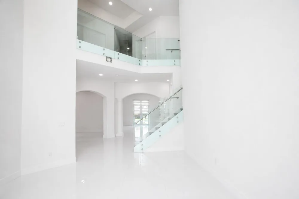 8833 NW 178TH STREET Hialeah, FL 33018