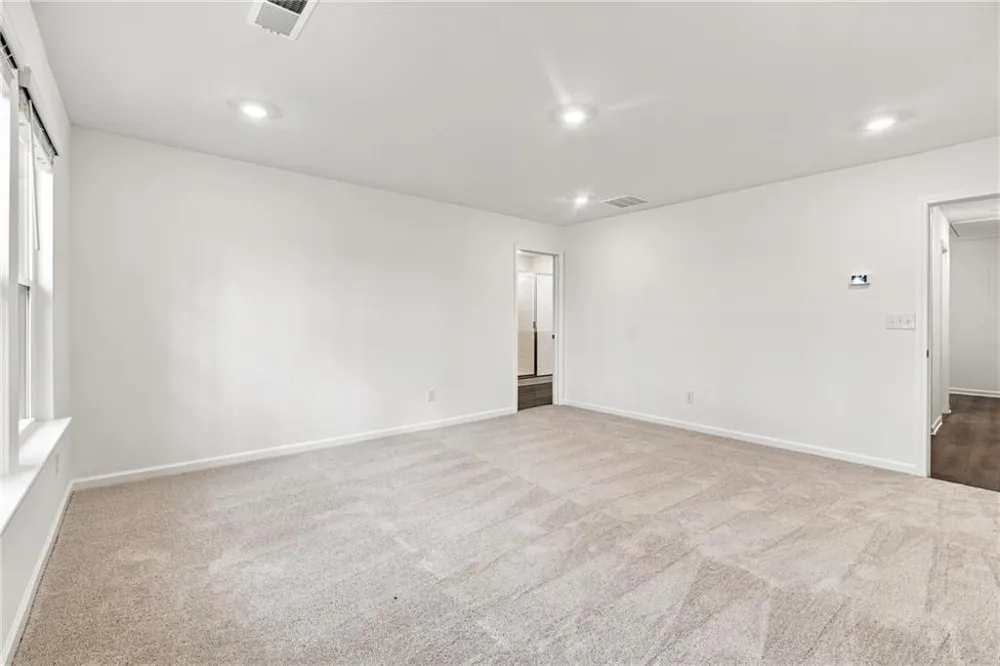 877 Rainwater Trace Lawrenceville, GA 30044