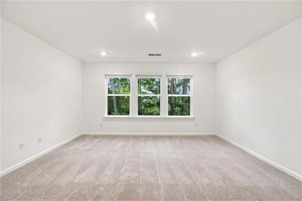 877 Rainwater Trace Lawrenceville, GA 30044