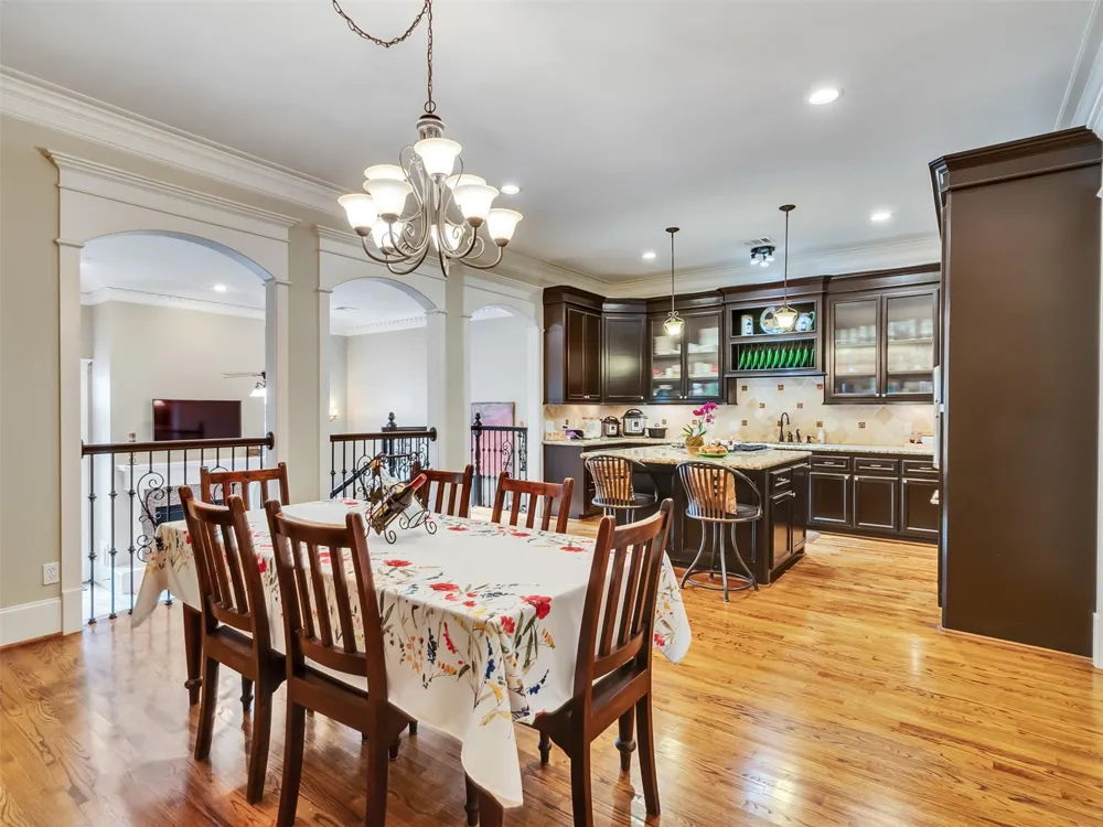 1341 Heights Boulevard Houston, TX 77008