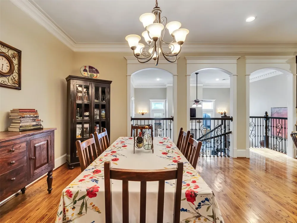 1341 Heights Boulevard Houston, TX 77008