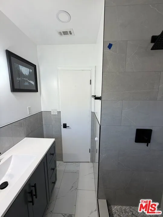 8352 Georgetown Avenue Los Angeles, CA 90045