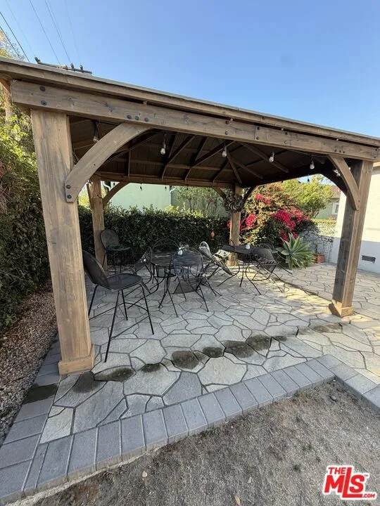 8352 Georgetown Avenue Los Angeles, CA 90045