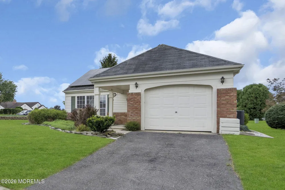 1 Weybridge Place Manchester, NJ 08759