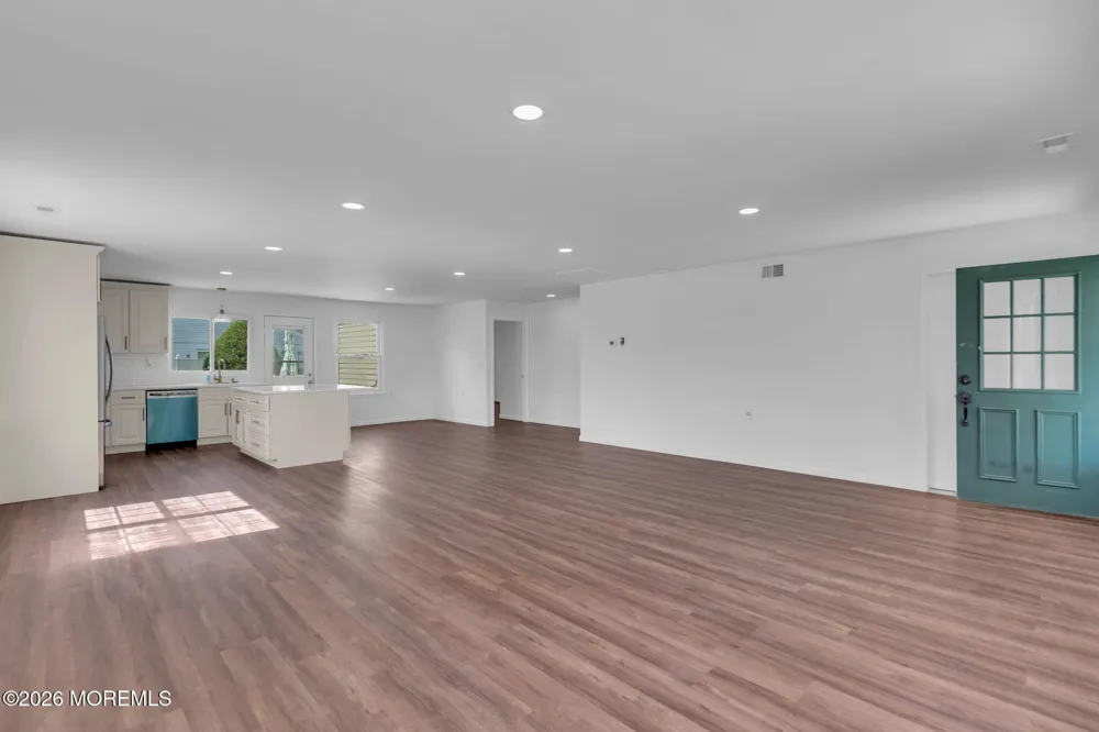 1 Weybridge Place Manchester, NJ 08759