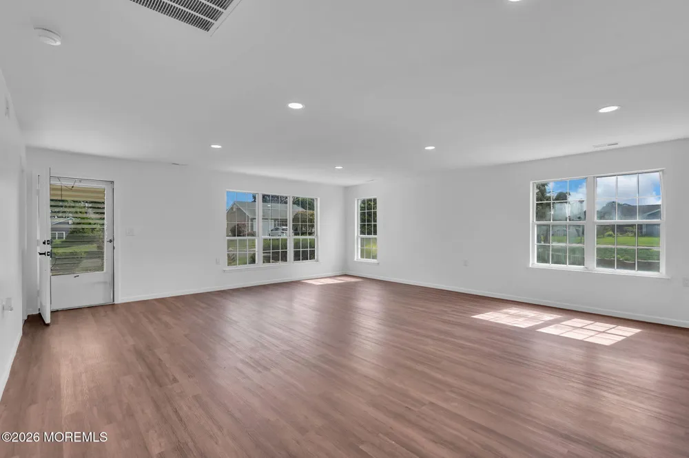 1 Weybridge Place Manchester, NJ 08759