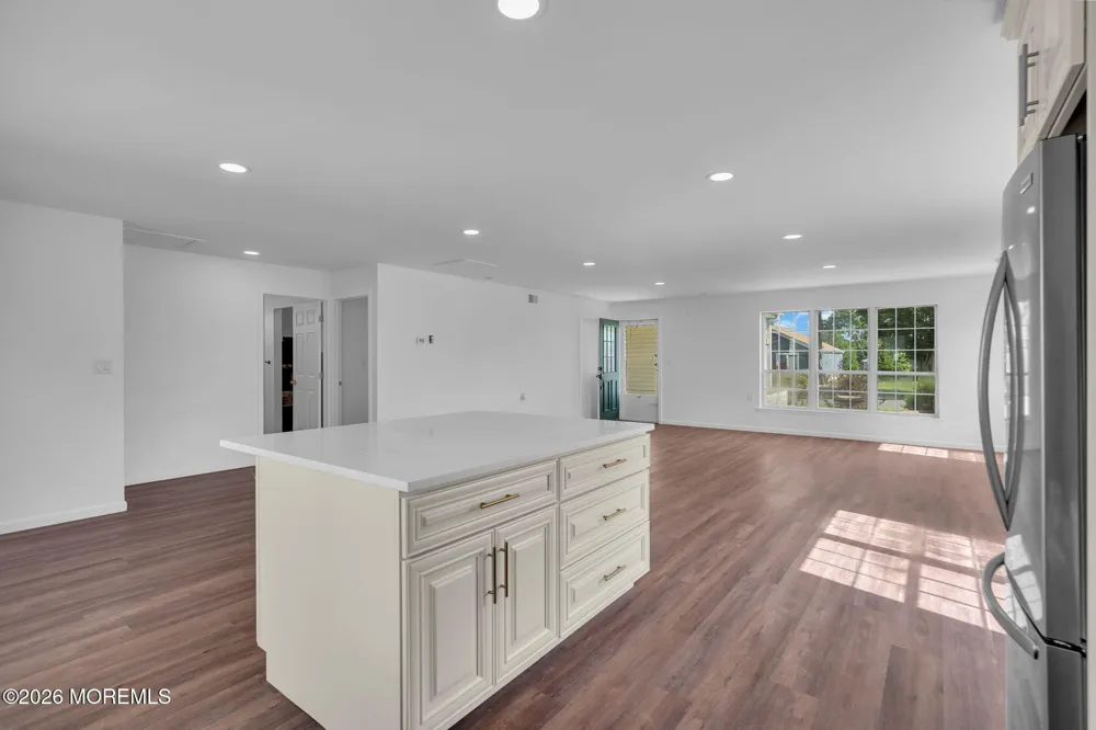 1 Weybridge Place Manchester, NJ 08759