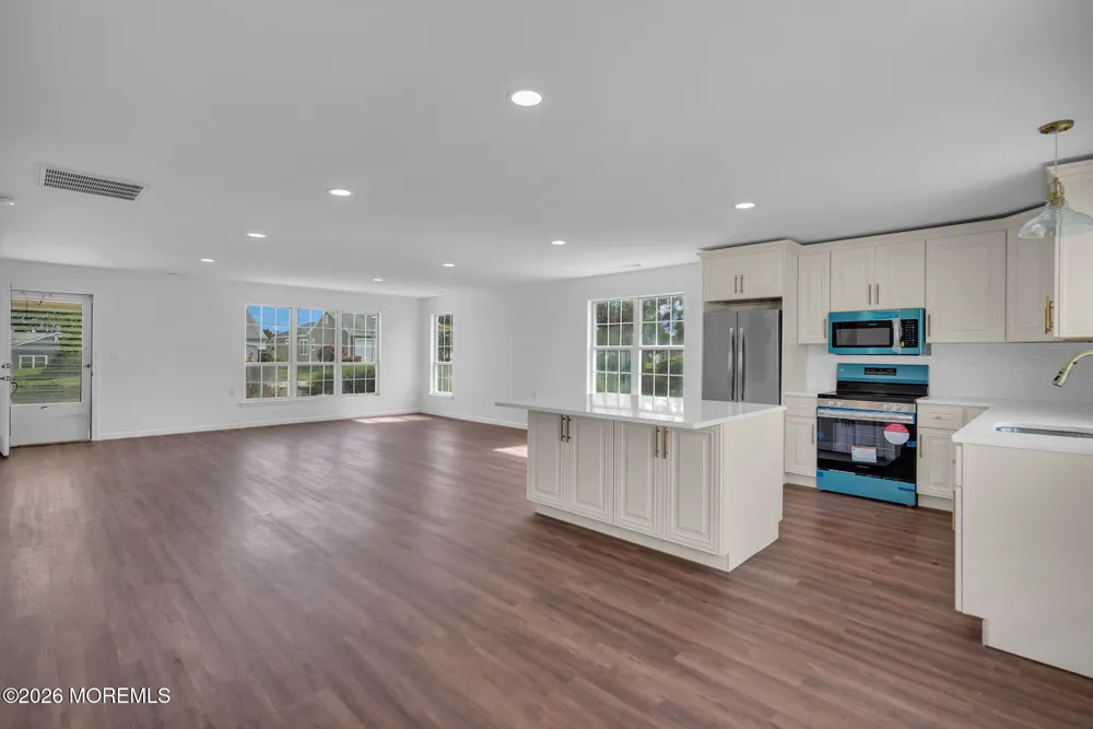 1 Weybridge Place Manchester, NJ 08759